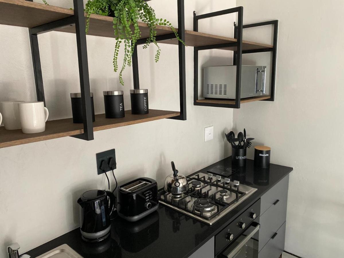 46 On Allcock Guest Apartment & Luxury Room Pretoria-Noord 外观 照片