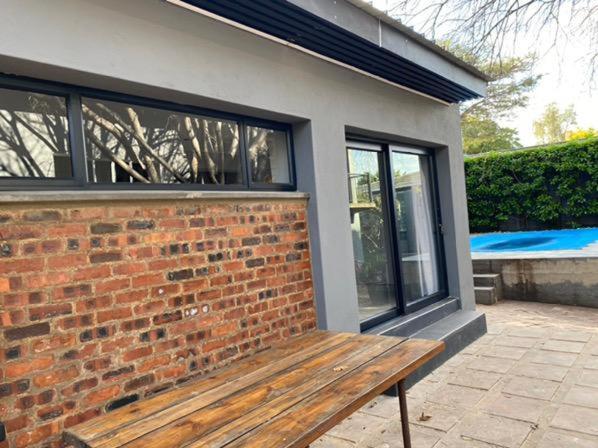 46 On Allcock Guest Apartment & Luxury Room Pretoria-Noord 外观 照片