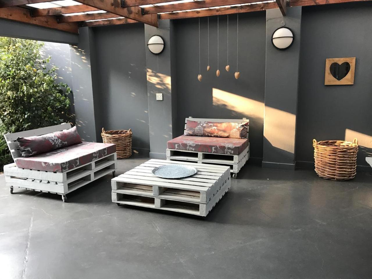 46 On Allcock Guest Apartment & Luxury Room Pretoria-Noord 外观 照片